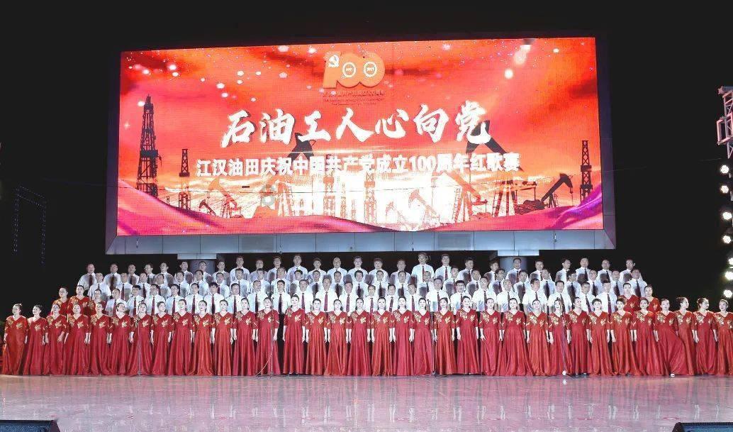 有没有大神知道这是匡威的什么款？游戏画面